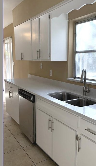 Kitchen before remodel